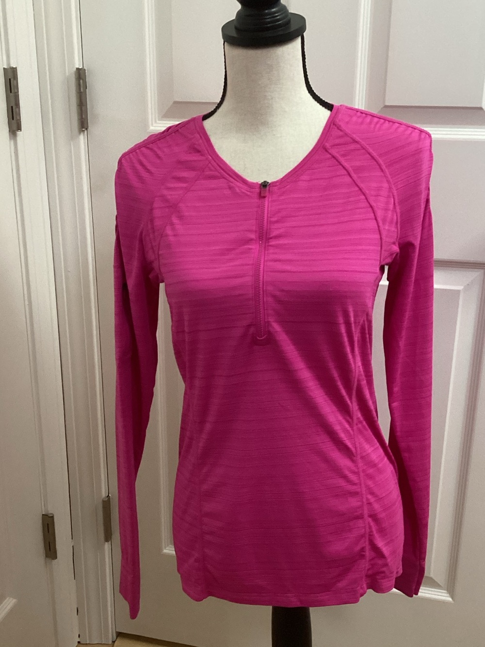 Women's Athleta Fuchsia Long-Sleeve Half-Zip Sun shirt, size medium.